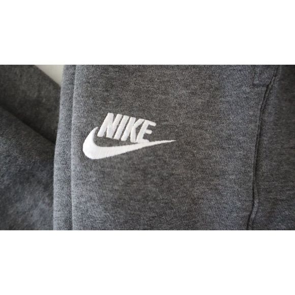 Nike BV2671 071 Men's Sz M Charcoal Heather Gray Club Fleece Cuffed Jogger Pants - Picture 3 of 12